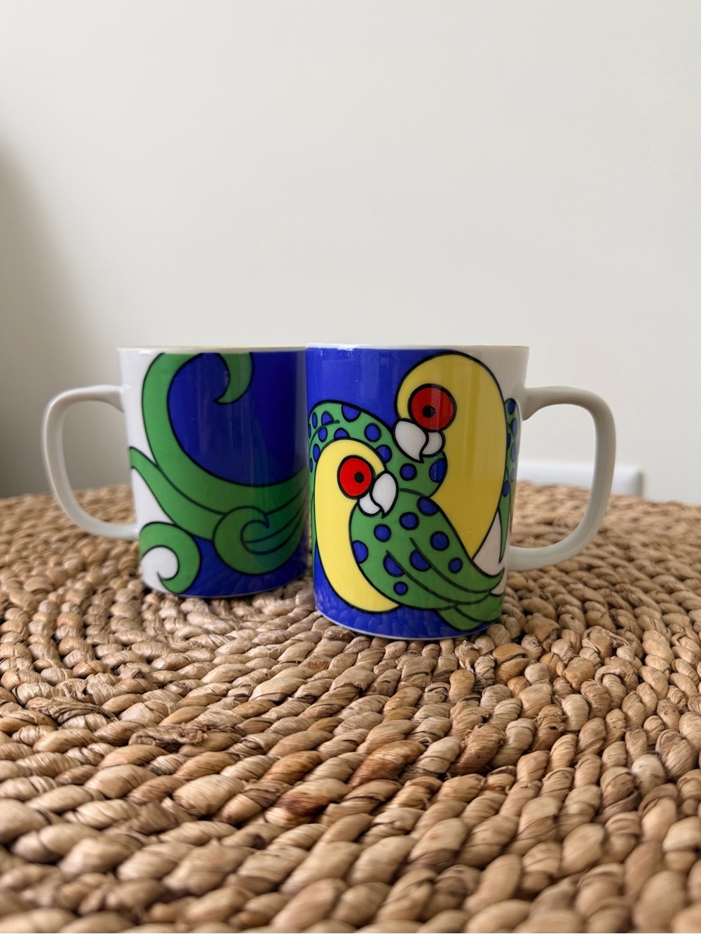 Vintage 1970s Fitz and Floyd Variations Tropical Parrots Mugs Set